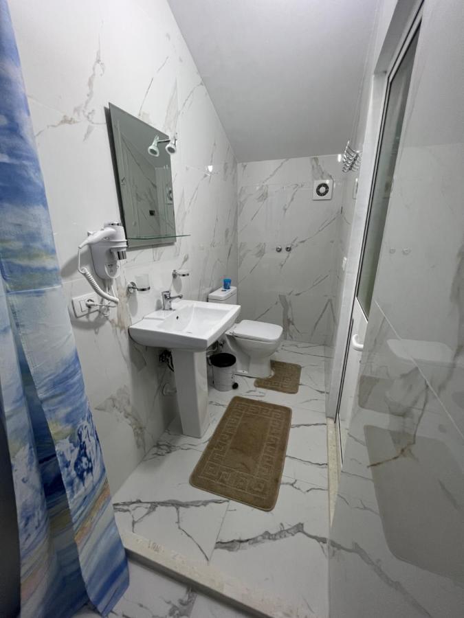Lakefront House Široka Екстериор снимка