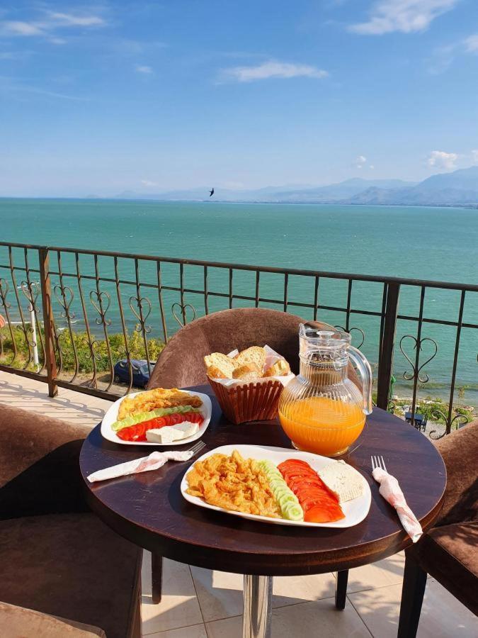Lakefront House Široka Екстериор снимка