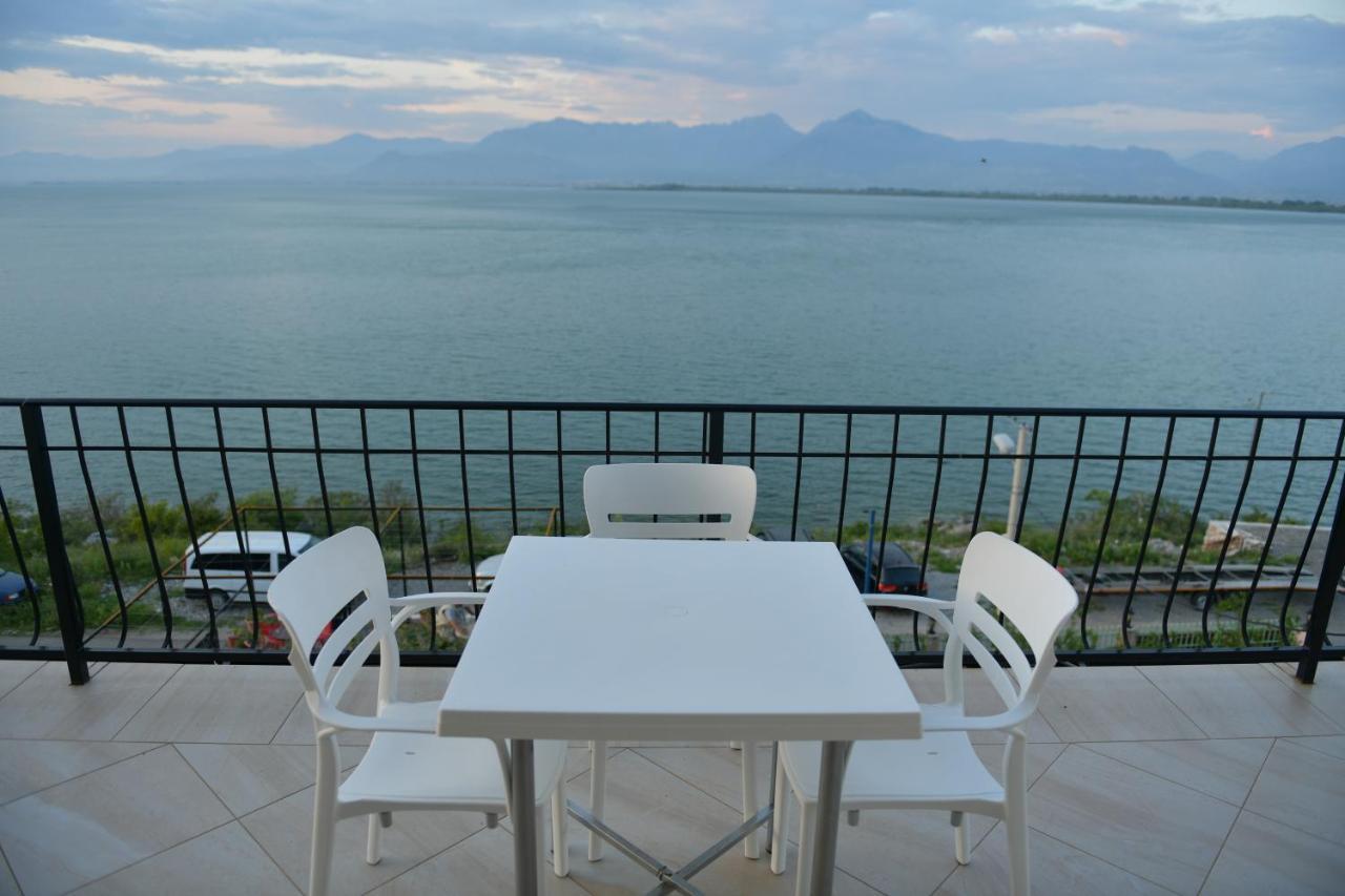 Lakefront House Široka Екстериор снимка