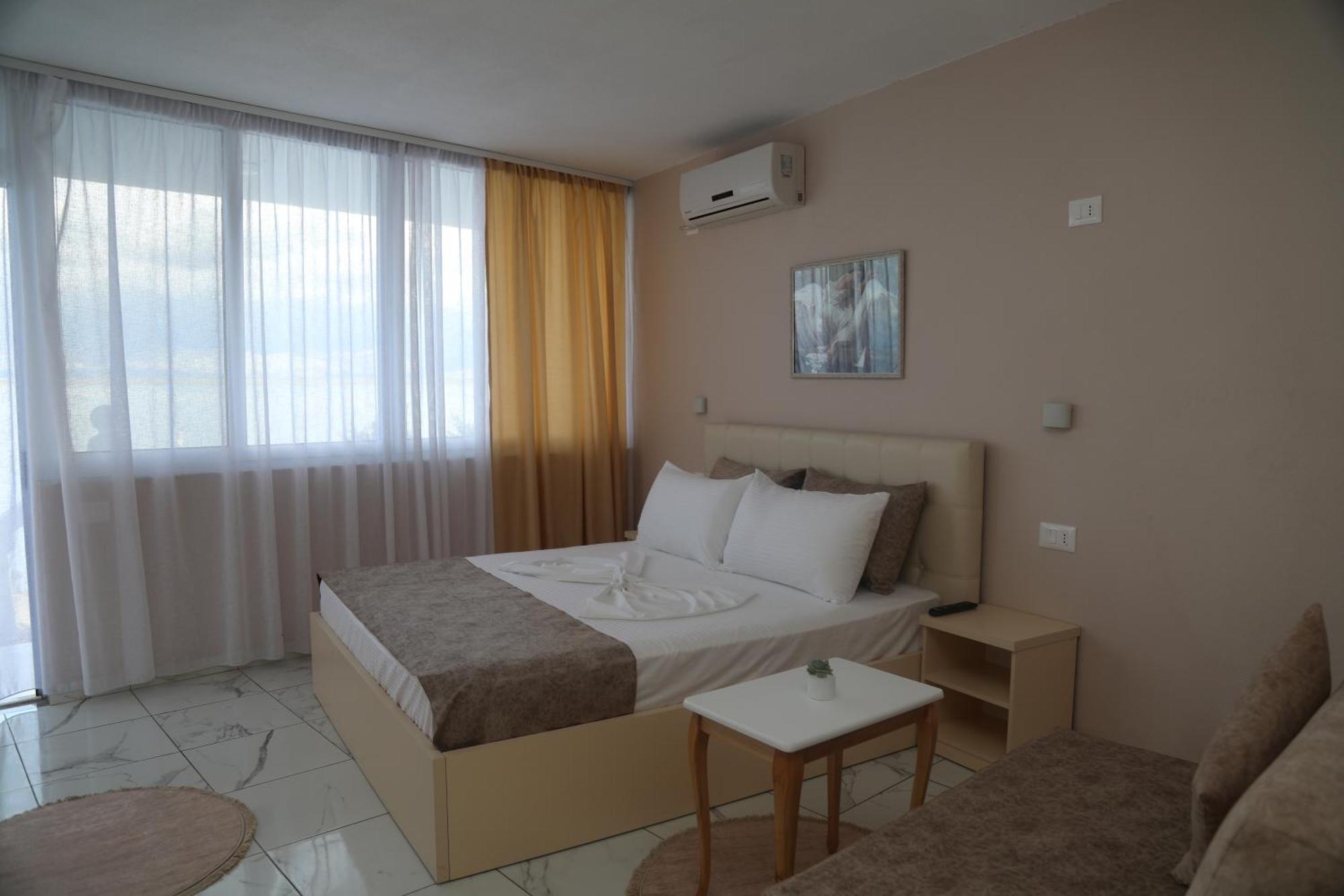 Lakefront House Široka Екстериор снимка